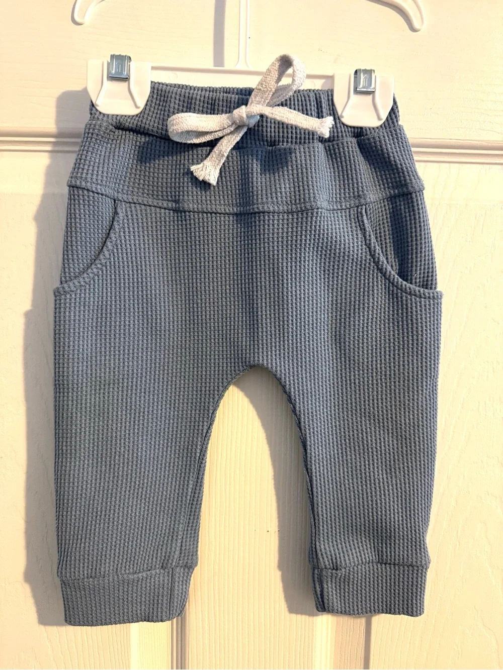Set of 2 Baby Colorblock Waffle Knit Sweatshirt & Jogger Sets Size 80 (US 6-12m)